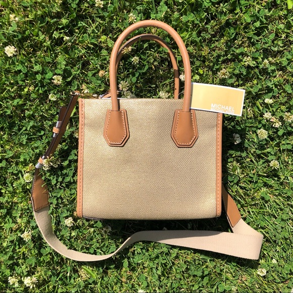 NWT Michael Kors Mercer Pale Gold Glitter Metallic Canvas Crossbody Mini Handbag - Picture 9 of 10